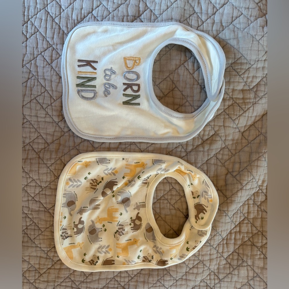 Set of 2 NWOT Baby Bibs